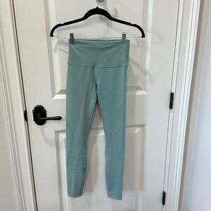 Lululemon Wunder Train